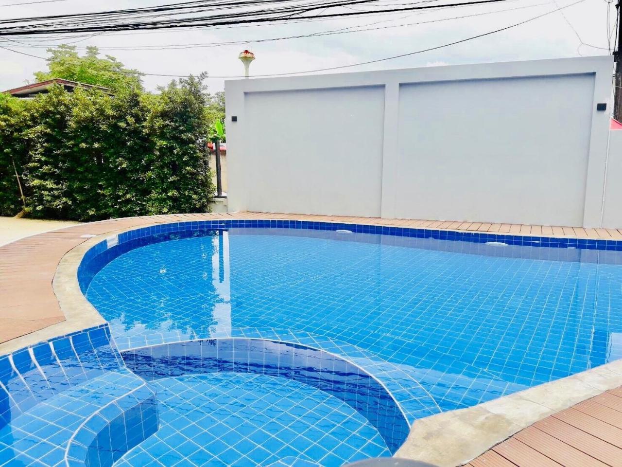 Siri Hotel Chiang Mai Eksteriør bilde